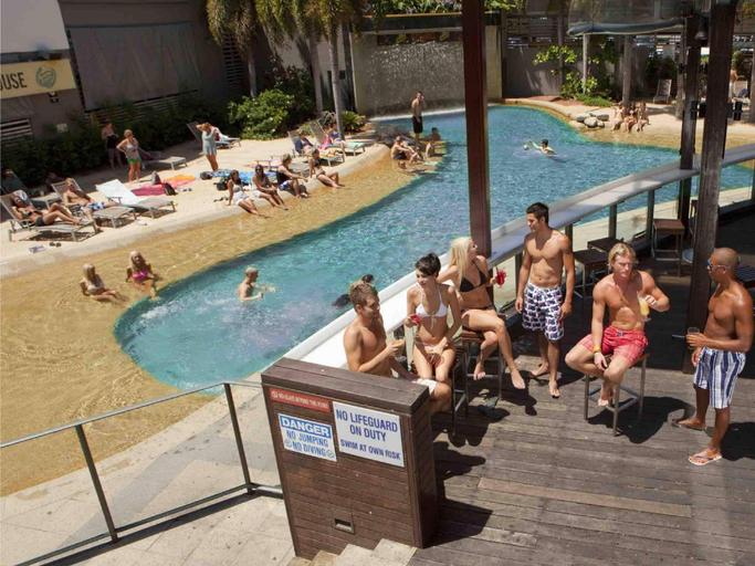 Sport & Beauty 5, Gilligan’s Hotel & Resort, Cairns