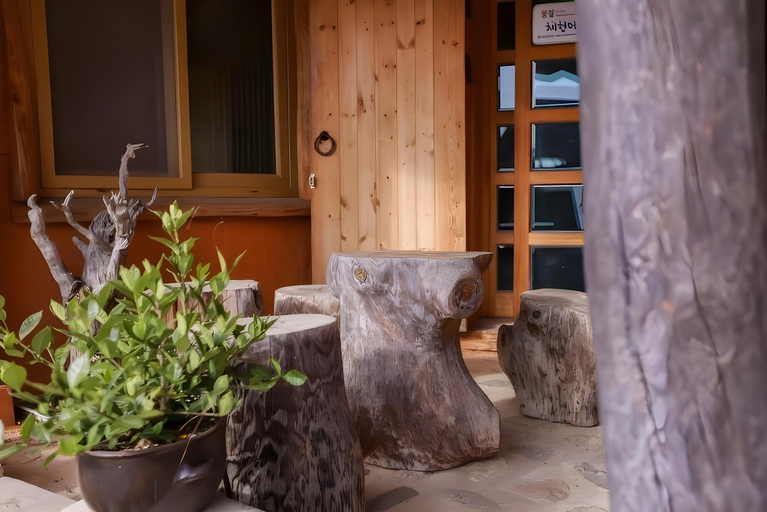 Others 5, Damyang Natural Nadri Pension, Jangseong