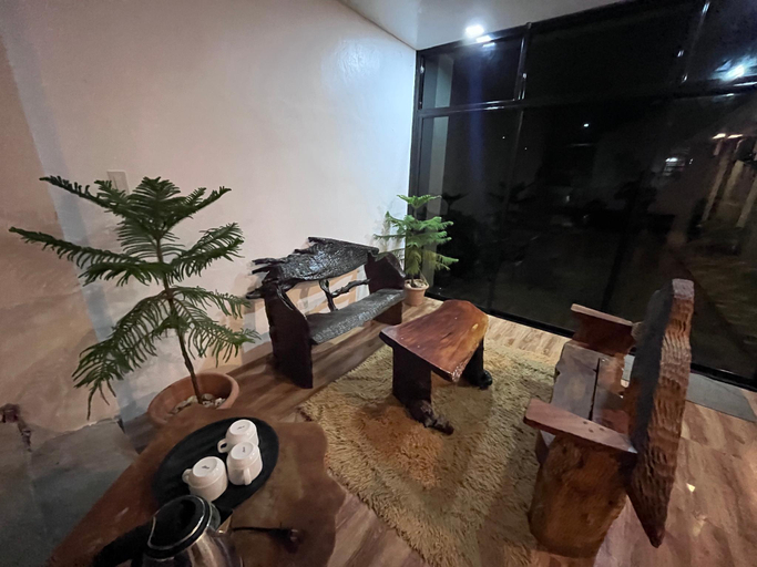 Lobby 3, Jezette's Inn, Sipalay City