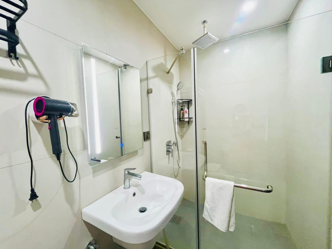 Bathroom 3, Aeon Suites&Hotel By Cmc, Davao City