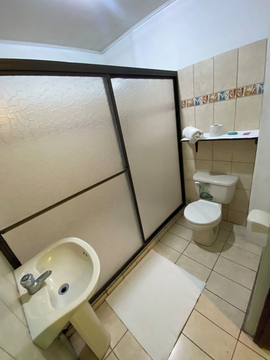 Bathroom 3, Casa Todah B&B, Liberia