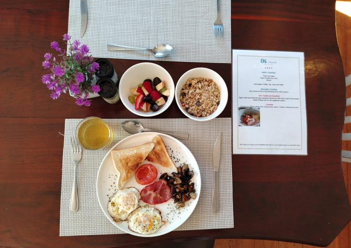 Food & Drinks 5, 84 on 4th Guest House, City of Johannesburg