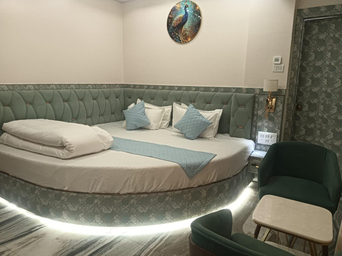 Bedroom 3, Hotel Kashi Crown, Varanasi