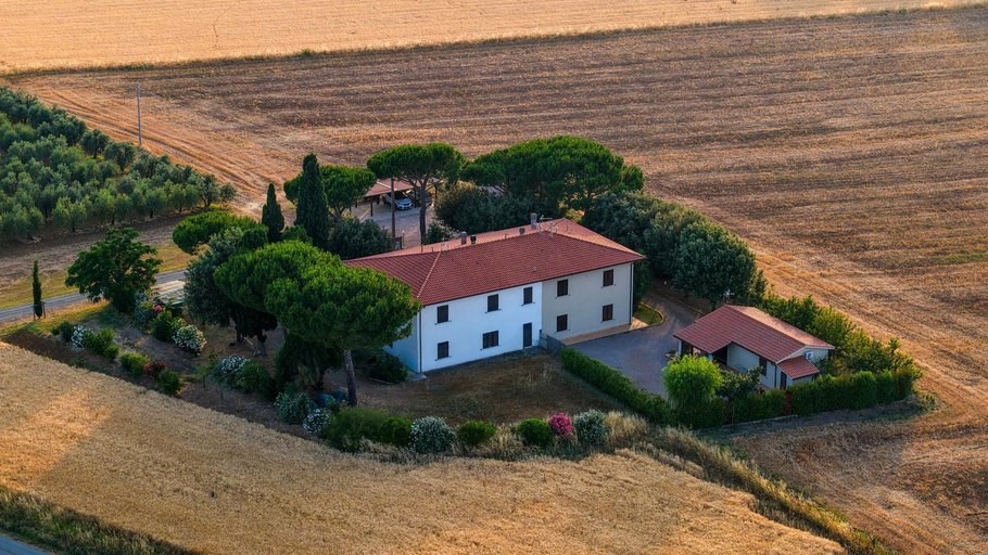 Exterior & Views 1, Agriturismo I Debbi, Livorno