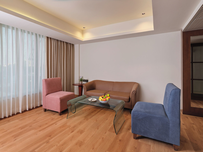 Living area 3, Regenta Place Ahmedabad, Ahmadabad