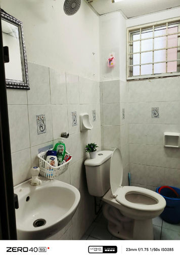 Bathroom 3, 3BR Homestay D'Lapang Near KLIA Sepang, Kuala Langat