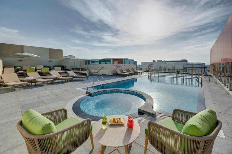 Sport & Beauty 2, Al Khoory Courtyard Hotel, Dubai