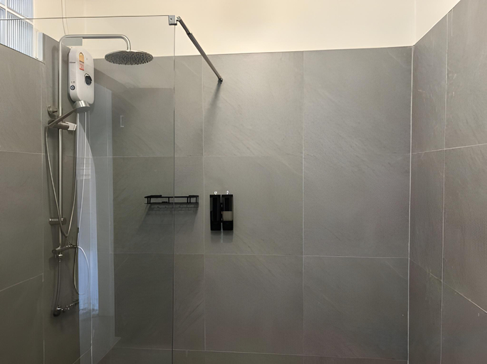Bathroom 3, Baan Old Town Boutique Stay, Phuket Town, Pulau Phuket