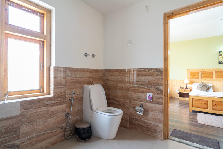 Bathroom 3, Adu’s Eternal Comfort , Leh