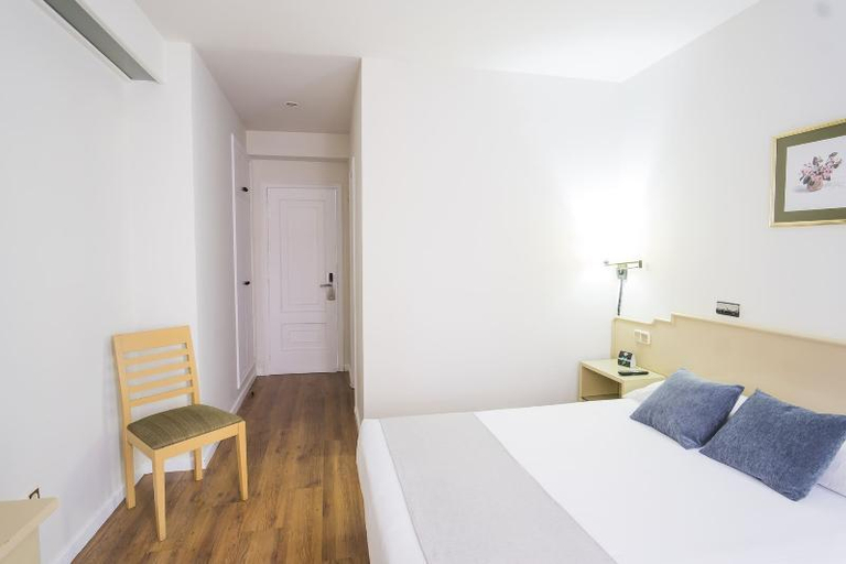 Bedroom 3, Alda Ribeira, A Coruña
