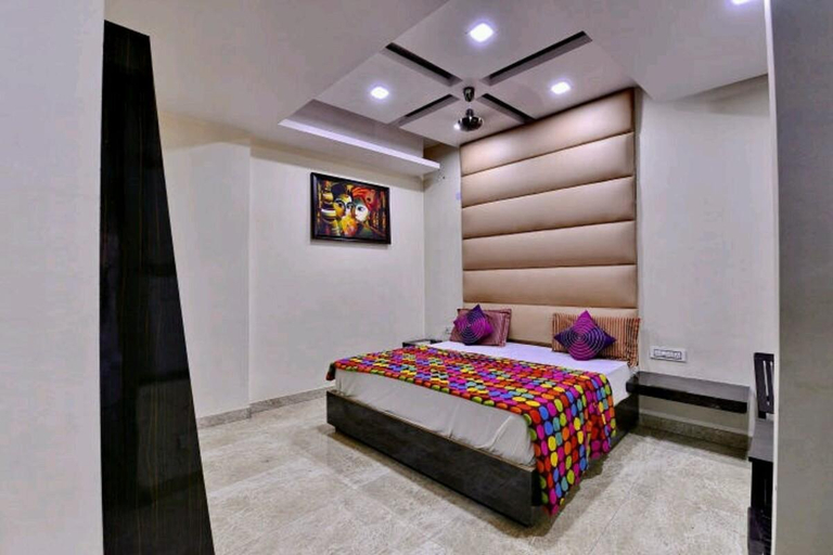 Bedroom 3, HOTEL SAMRAT IN, Gurgaon