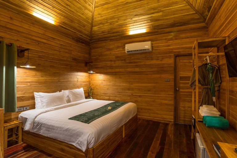 Bedroom 3, Koh Jum Ocean Beach Resort, Nua Khlong