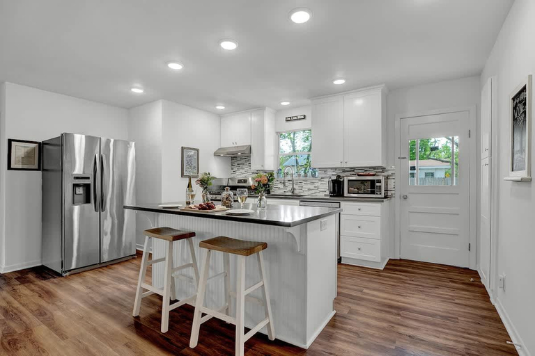 Kitchen 5, Gorgeous Bluebonnet House with Deck and Fire Pit, Gillespie