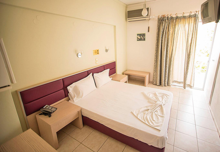 Bedroom 3, Megim Hotel, Crete