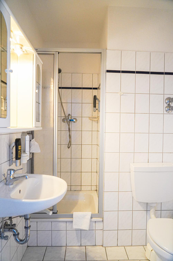 Bathroom 2, Apart-Hotel-Pension, Nordsachsen