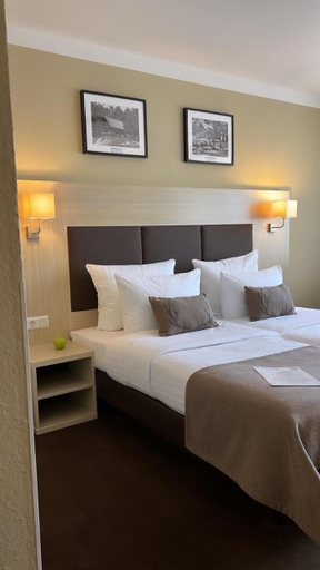 Bedroom 3, Hotel-Restaurant Jagdhaus Heede, Göttingen