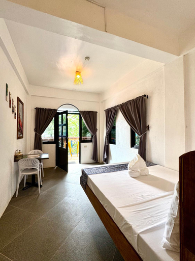 Bedroom 2, Stone Manor Inn, Busuanga
