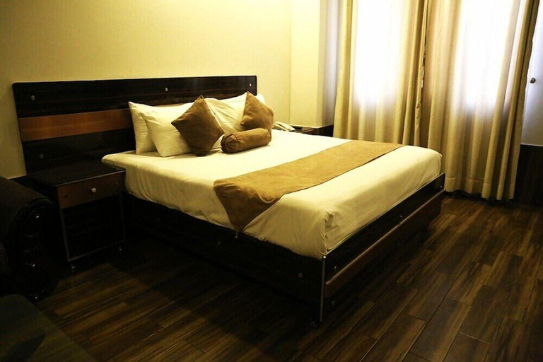 Bedroom 2, Hotel Marco Polo, Lahore