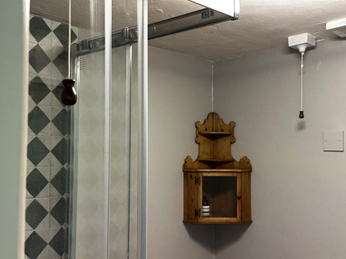 Bathroom 3, Hidden Loft Apartment - Central Bath, Bath and North East Somerset