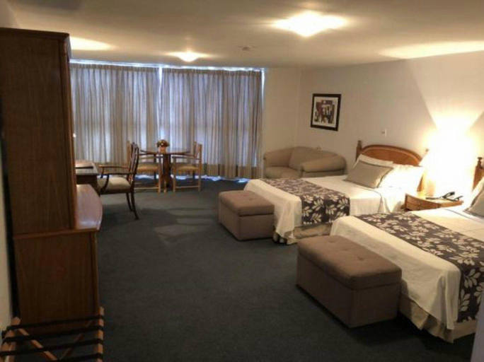 Bedroom 2, Crystal Palace Hotel, Montevideo