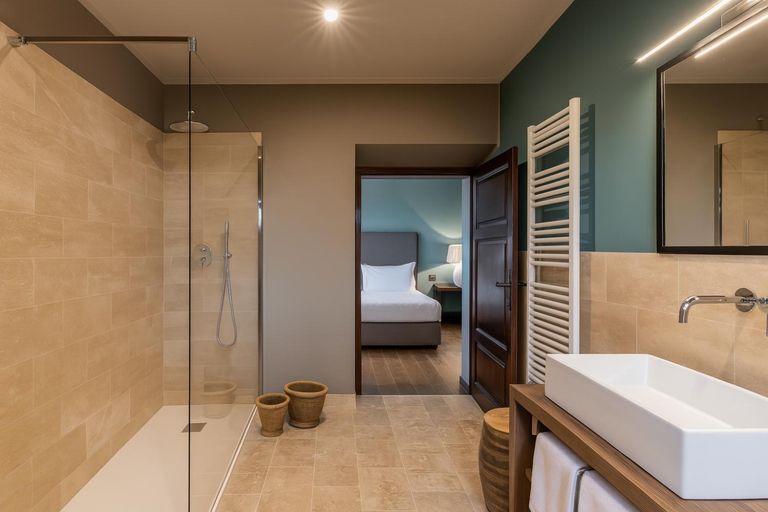 Bathroom 4, Palazzo Massaini - Le Scuderie, Siena