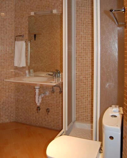 Bathroom 5, Alaiz, Navarra