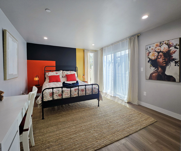 Room 3, Dondo Stay, Los Angeles