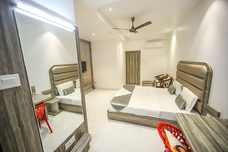 Bedroom 2, Hotel Sun Star, Nagpur