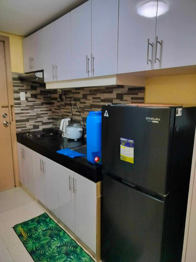 Kitchen 2, Spacious 1-Bedroom Condo in Quezon City with Private Pool, Quezon City