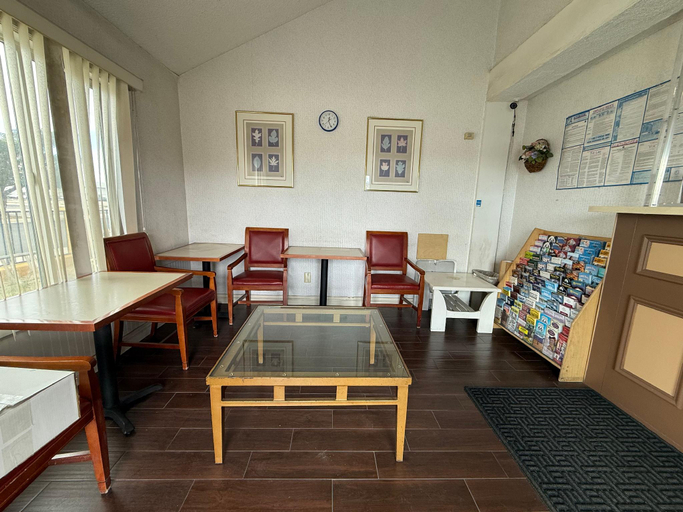 Public Area 2, New Budget Inn, San Bernardino