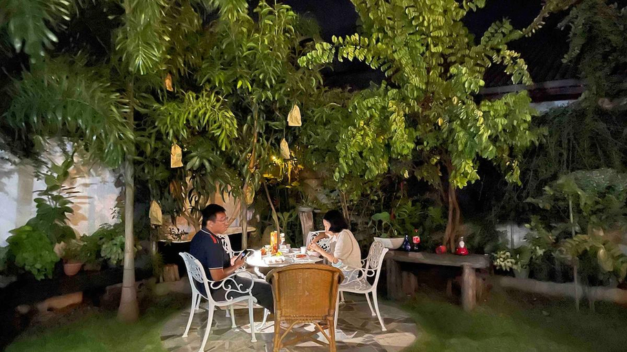 Food & Drinks, 3 bedroom Villa in kandy- kundasale, Kundasale