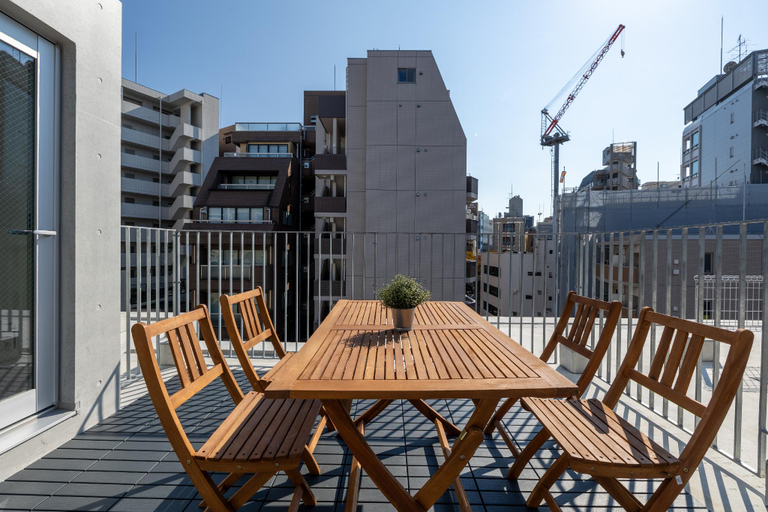 Others 4, Dash Living Kagurazaka, Shinjuku