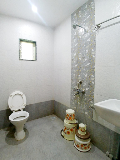Bathroom 3, Hotel Sai Sk Palace, Ahmadnagar