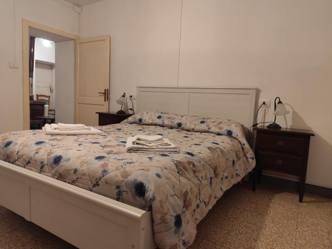 Others 2, B&B Ramirise, Reggio Nell'Emilia
