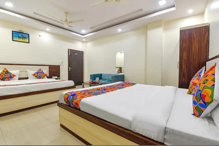Room 3, Hotel Gulab Vatika, Jaipur