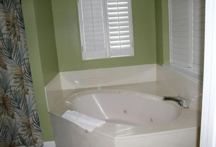 Bathroom 5, Ocean Walk Resort, Volusia