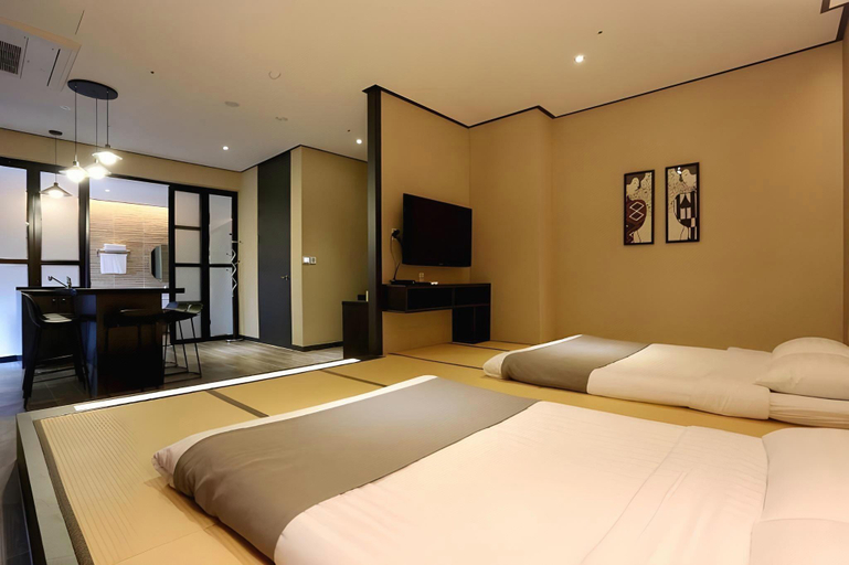 Bedroom 2, CS Premier Hotel Anyang, Anyang