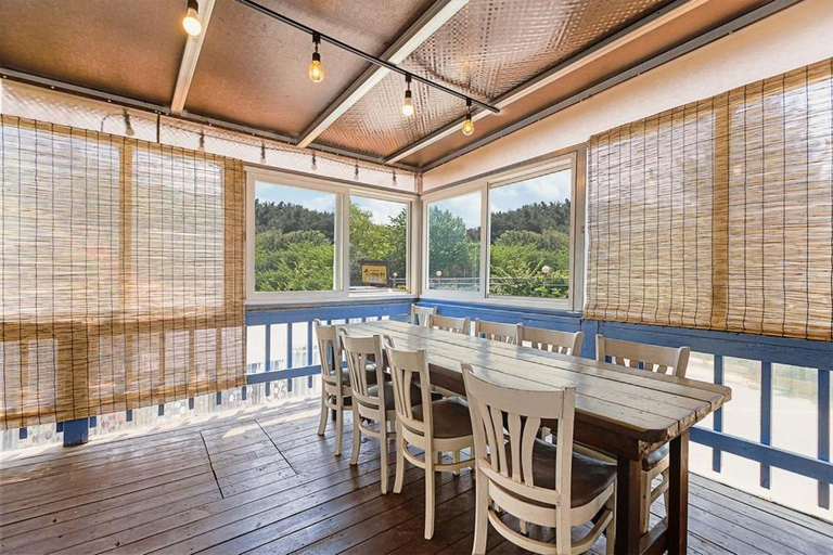 Others 4, West Sky Pension Anmyeondo, Taean