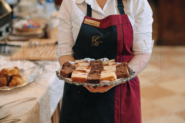 Food & Drinks 4, Charles Bridge Palace, Praha 1