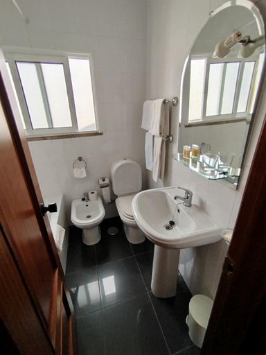 Bathroom 4, AL - Casa 42, Monção