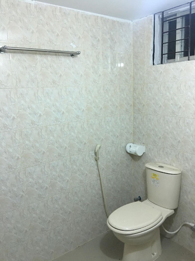 Bathroom 3, AMtec Fazilla Castle, Dhaka