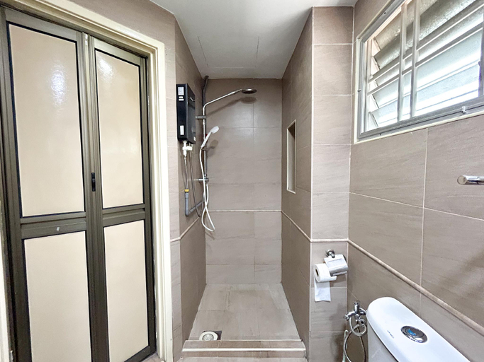 Bathroom 2, Jernai 2 Gathering Corner House Setapak upto 16Pax, Kuala Lumpur