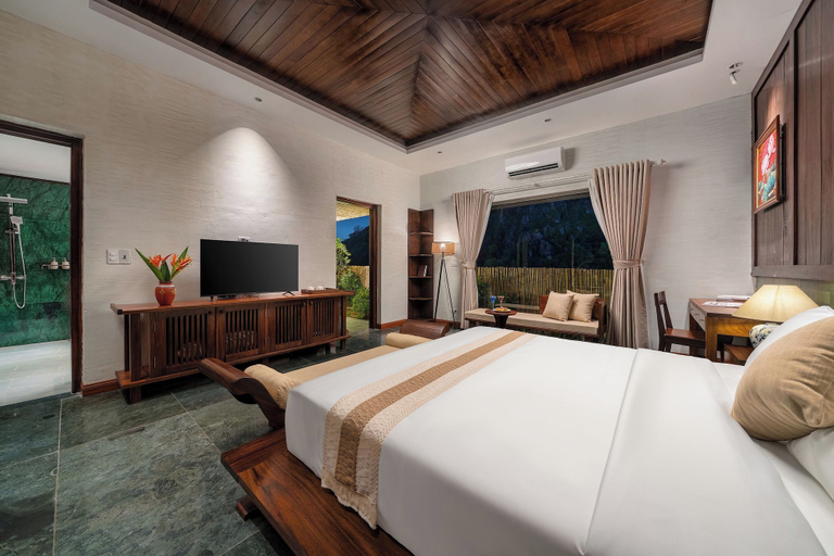 Room 2, The Greenary Garden, Hoa Lư