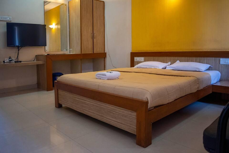 Bedroom 5, Hotel Rakshit International, Belgaum