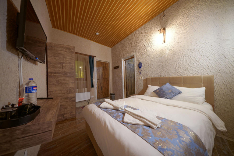 Bedroom 2, Adelya Cave Hotel, Nevşehir