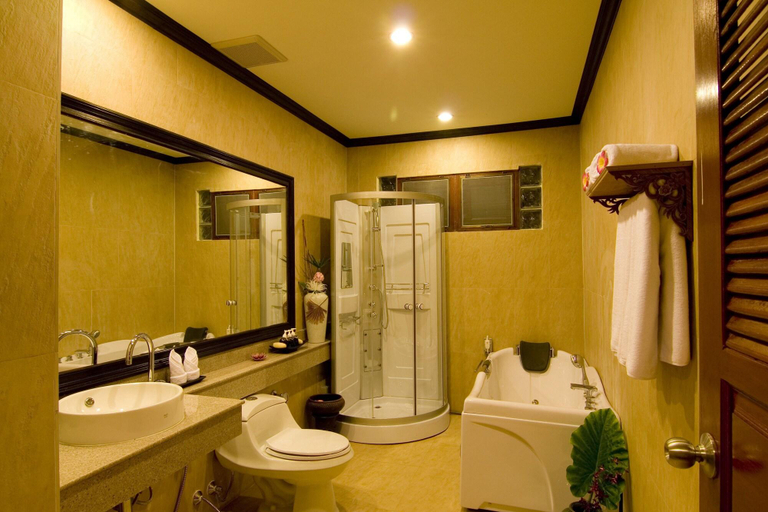 Bathroom 5, Kanok Buri Resort, Ko Samui