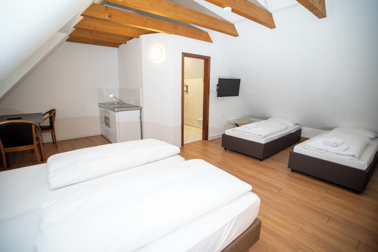 Bedroom 2, Hotel am Schillerplatz, Ludwigsburg