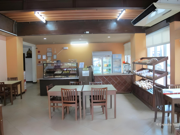 Food & Drinks 4, Oftana Suites Cebu near Oakridge, Mandaue City