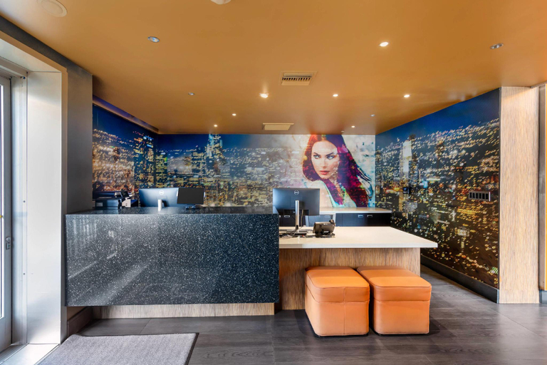 Public Area 2, BLVD Hotel and Studios Universal-Hollywood, an Ascend Collection Hotel, Los Angeles