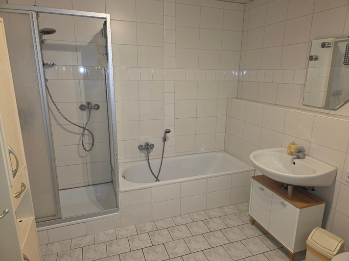 Bathroom 5, Uhler Hoilday Apartments With Large Garden, Rhein-Hunsrück-Kreis